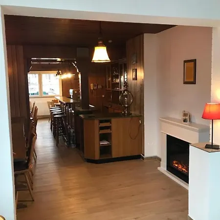 Haus Astenblick In Winterberg Wanderveranstaltungen, Firmen-Familienfeiern Bis 35 P * Βίντερμπεργκ