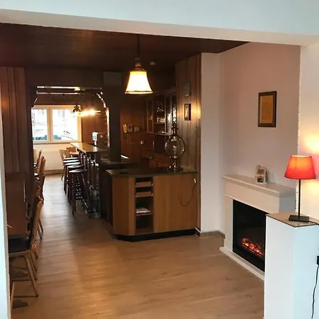 Haus Astenblick Winterberg,Weihnachtfeier, Wanderveranstaltungen, Firmen-Familienfeiern Grosse Gruppen *