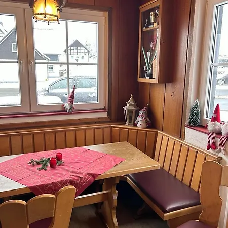 Haus Astenblick Winterberg,Weihnachtfeier, Wanderveranstaltungen, Firmen-Familienfeiern Grosse Gruppen