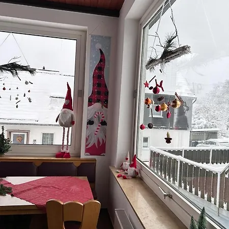 Haus Astenblick In Winterberg Wanderveranstaltungen, Firmen-Familienfeiern Bis 35 P Διαμέρισμα