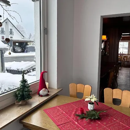 Appartamento Haus Astenblick In Fuer Bis Zu 35 Personen Fuer Wanderveranstaltungen Und Familienfeiern