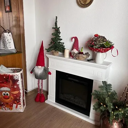 Haus Astenblick In Fuer Bis Zu 35 Personen Fuer Wanderveranstaltungen Und Familienfeiern Apartment *