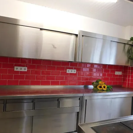 Haus Astenblick In Winterberg Wanderveranstaltungen, Firmen-Familienfeiern Bis 35 P Διαμέρισμα *