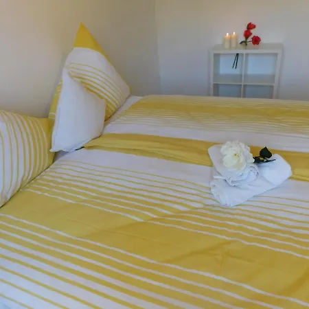 Appartamento Haus Astenblick In Fuer Bis Zu 35 Personen Fuer Wanderveranstaltungen Und Familienfeiern *