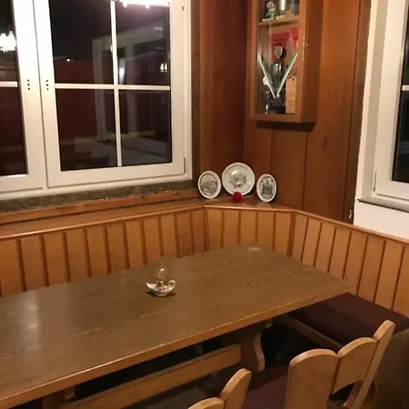 Appartamento Haus Astenblick In Fuer Bis Zu 35 Personen Fuer Wanderveranstaltungen Und Familienfeiern Winterberg