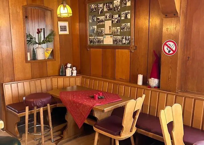 Apartman Haus Astenblick In Fuer Bis Zu 35 Personen Fuer Wanderveranstaltungen Und Familienfeiern *