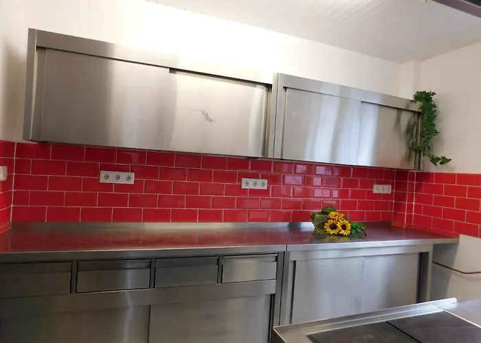 Haus Astenblick In Fuer Bis Zu 35 Personen Fuer Wanderveranstaltungen Und Familienfeiern Apartman *