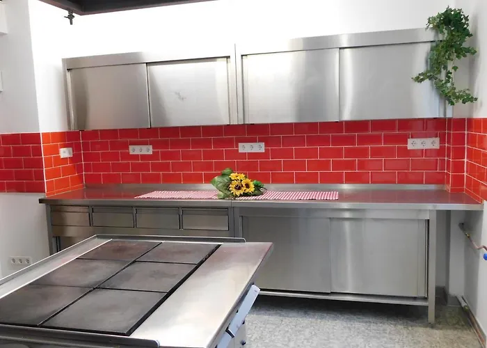 Haus Astenblick In Fuer Bis Zu 35 Personen Fuer Wanderveranstaltungen Und Familienfeiern Apartman Winterberg